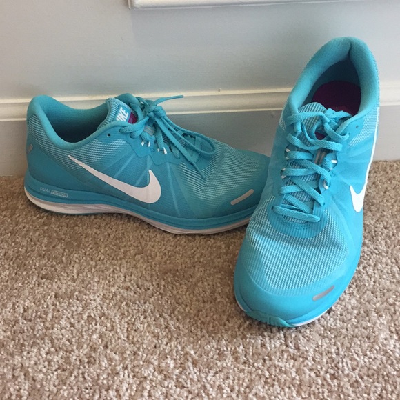 Nike Shoes - Nike Shoes